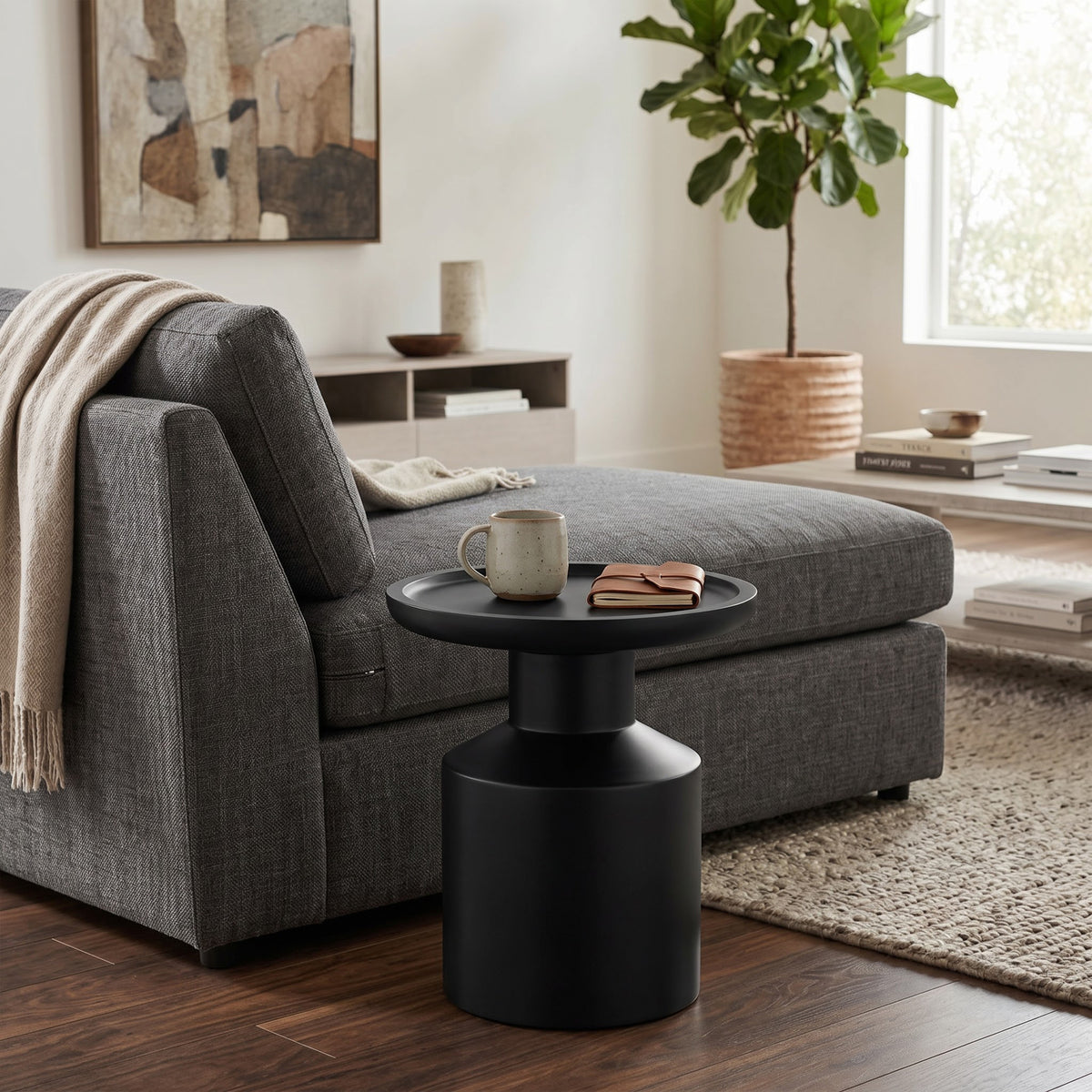 Black | Haynes Wooden Accent Table in Mango