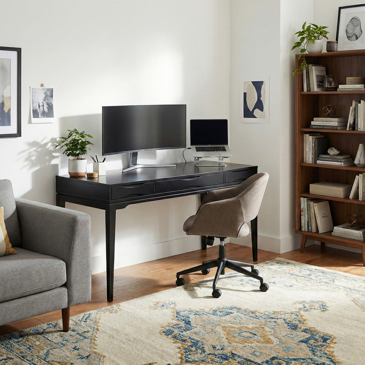 Black | Harper Desk