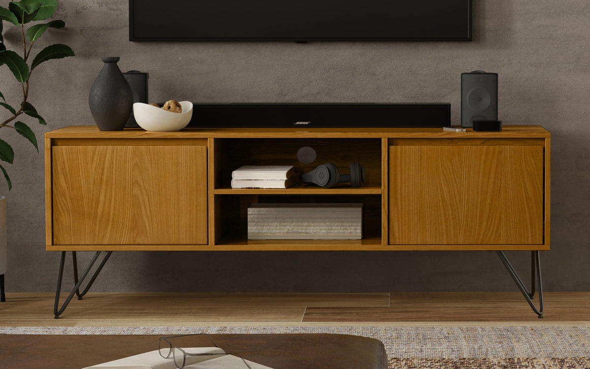 Oak Oak | Hunter TV Media Stand in Oak