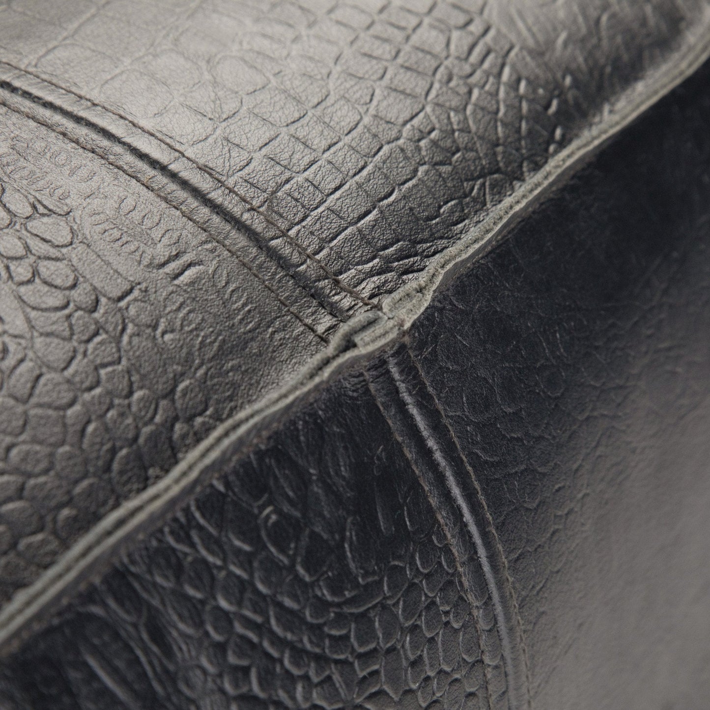 Textured Black | Brody 18 inch Square Pouf