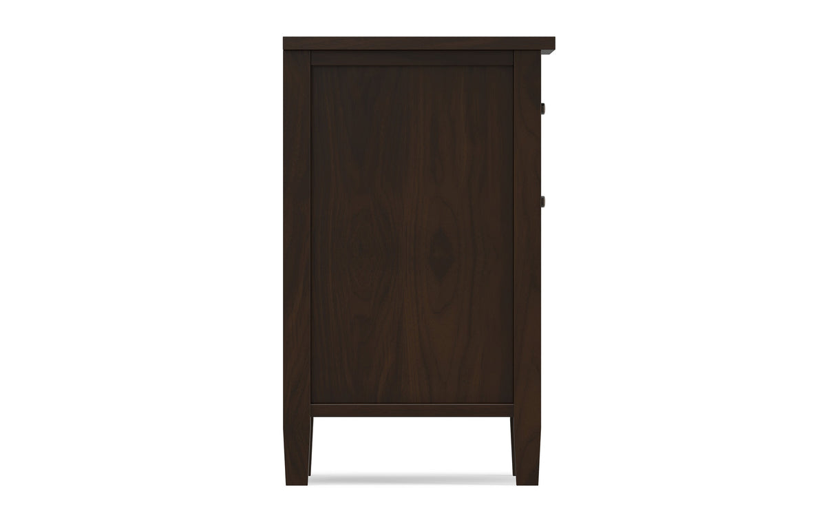 Brunette Brown | Warm Shaker Bedside Table
